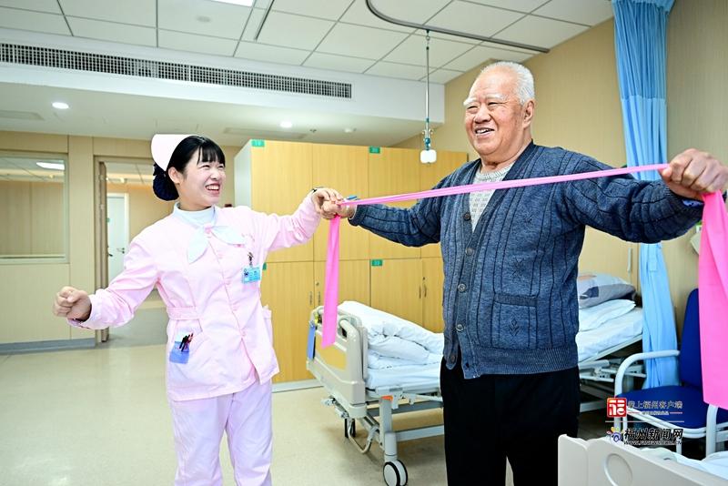 福州 1 月 1 日起给中度以上失能老人发养老补贴，最高 800 元(图6)