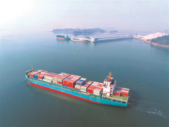 福州港三都澳港区繁忙，宁德外贸2025年创历史新高(图2)