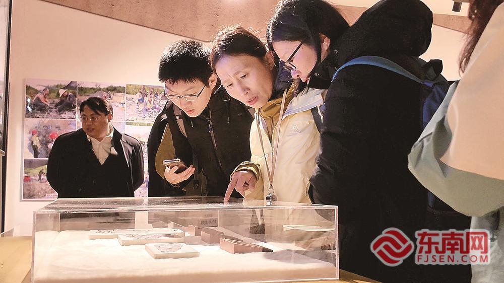 福建政和龙鸟小镇成热门地，吸引游客与化石爱好者前来探索