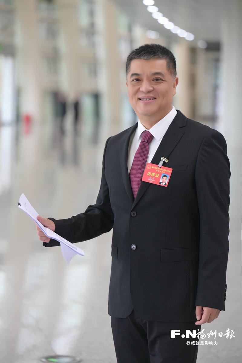 市十六届人大五次会议代表分组审议发言：聚焦小区改造等建议(图3)