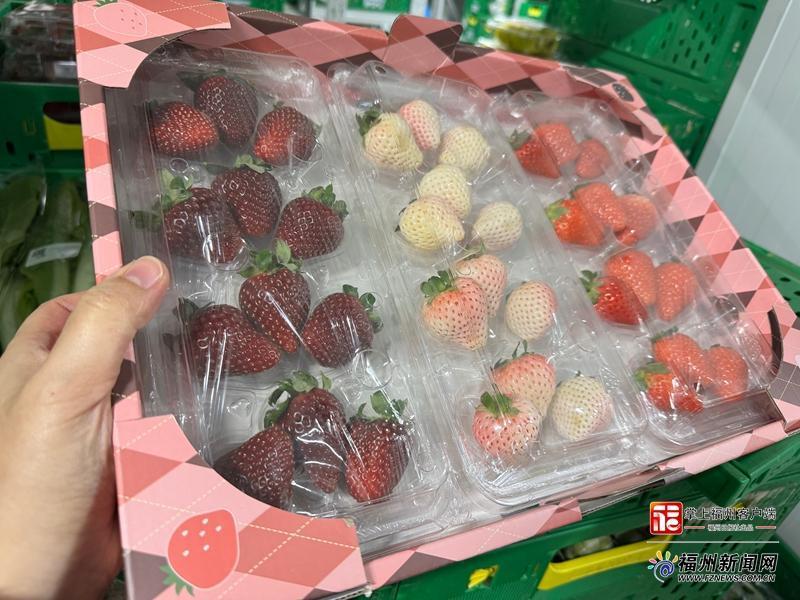 福州市场走访：黑草莓线下难觅线上热销，价格几何？(图1)