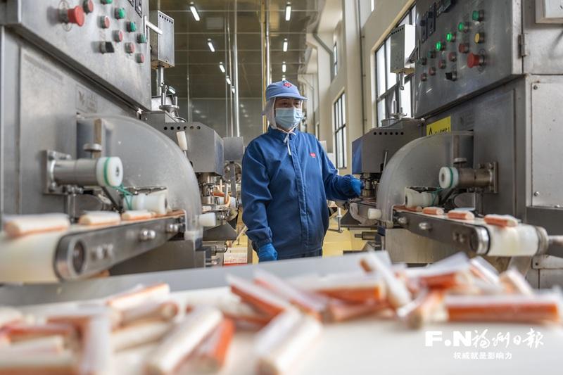 福州水产加工忙，风味美食经自动化生产发往多国侨胞餐桌(图1)