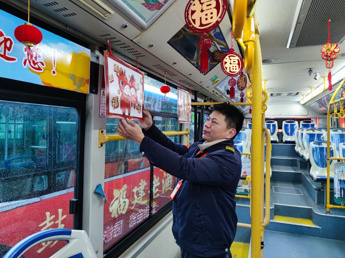 福州新春17天公交地铁免费乘，满足市民游客出行需求(图1)