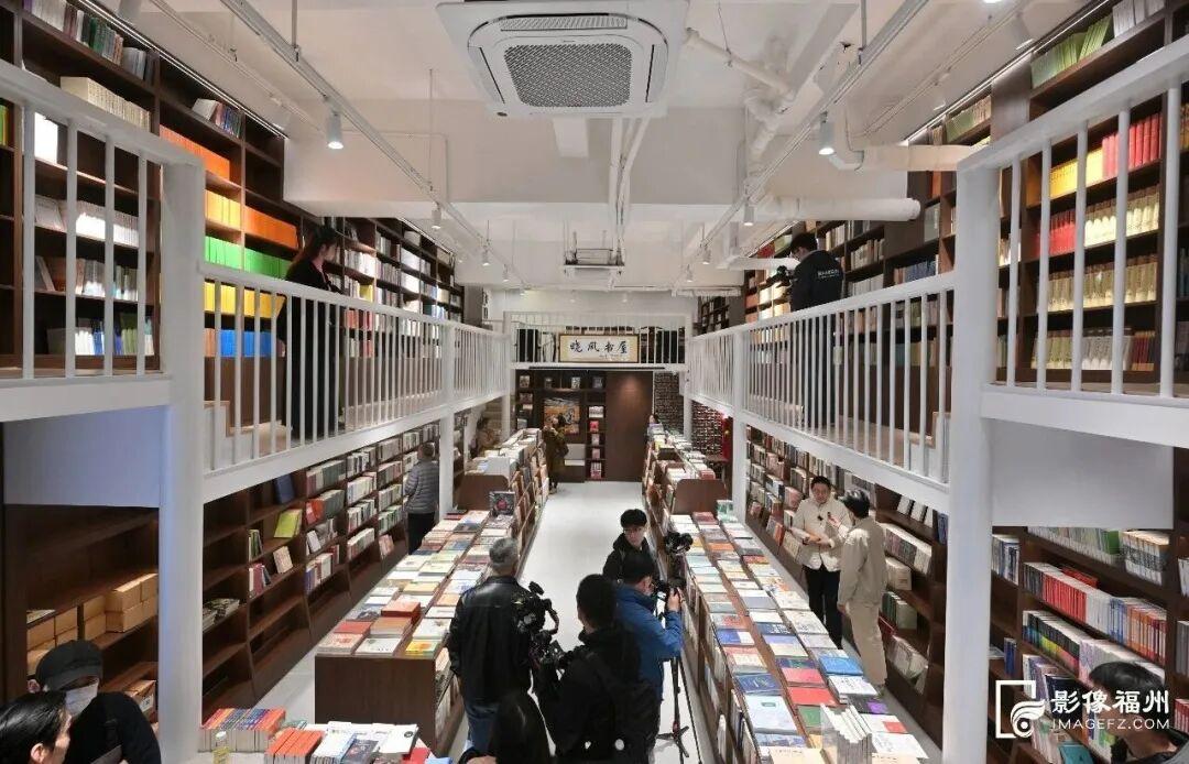 时隔8年！福州人文地标晓风书屋焕新亮相，找回昔日书香(图3)