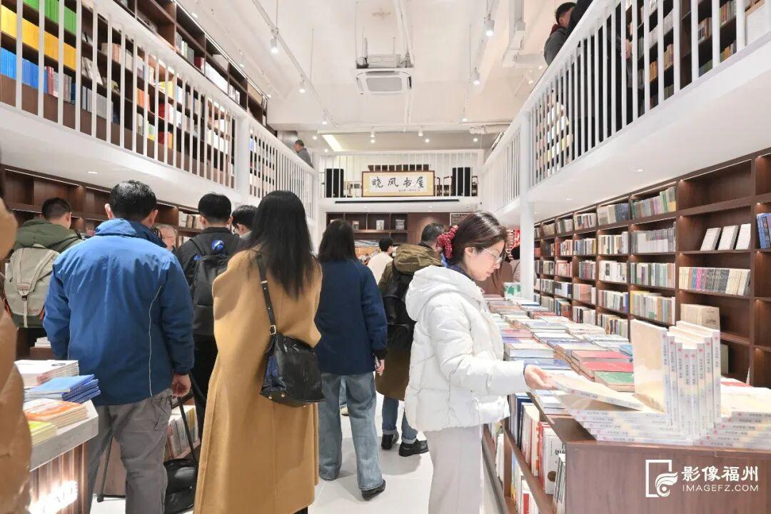 时隔8年！福州人文地标晓风书屋焕新亮相，找回昔日书香(图7)